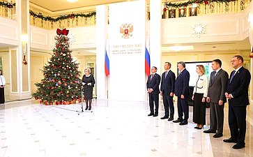 Валентина Матвиенко открыла в Совете Федерации ежегодную акцию «Елка желаний»