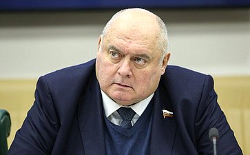 Сергей Аренин
