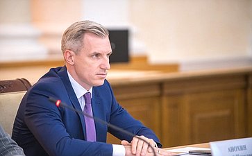 Выездное заседание Комитета СФ по науке, образованию и культуре «Целевое обучение как эффективный механизм подготовки кадров и их закрепления на рынке труда: опыт Смоленской области»
