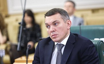 Заседание Комитета Совета Федерации по конституционному законодательству и государственному строительству