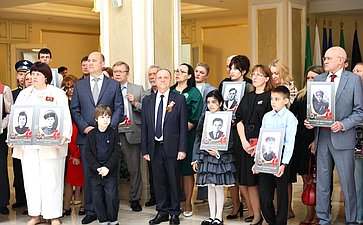 В Совете Федерации в преддверии Дня памяти и скорби состоялось торжественное открытие выставки «Память поколений»