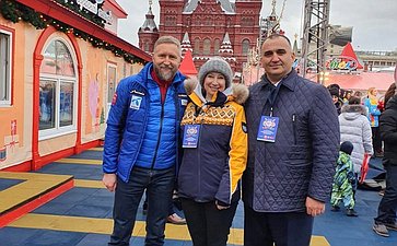 Сенаторы посетили хоккейный матч в поддержку Олимпийской сборной России