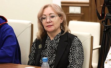 Встреча сенаторов РФ с участниками второго потока образовательной программы «Актуальные проблемы и эффективные практики устойчивого развития коренных малочисленных народов Севера, Сибири и Дальнего Востока»