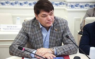 Дмитрий Василенко