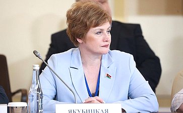 Встреча Председателя СФ Валентины Матвиенко и Председателя Совета Республики Национального собрания Республики Беларусь Натальи Кочановой с руководителями органов государственной власти субъектов Российской Федерации и регионов Республики Беларусь