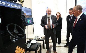 Открытие в Совете Федерации выставки «Робототехника в современном мире на примерах технологий отечественного производителя Когнитив Пилот»