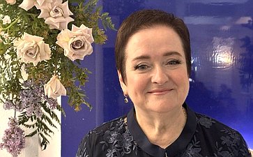 Лариса Мельник