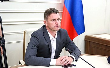 Встреча Натальи Мельниковой с активистами молодежного землячества Псковской области