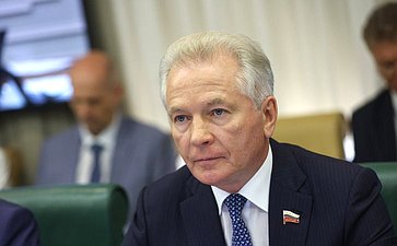 Валерий Пономарев