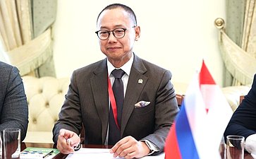 Встреча первого заместителя Председателя СФ Андрея Яцкина с заместителем председателя Народного консультативного конгресса Республики Индонезии