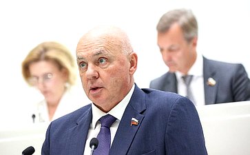 Андрей Шохин