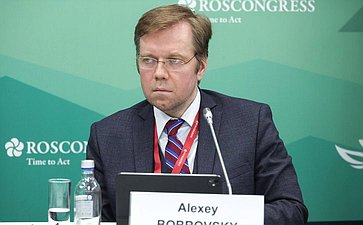 Экспертная сессия «Логистика рыбной продукции: поможет ли биржа убрать посредников?». X Восточный экономический форум