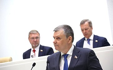 Александр Наролин
