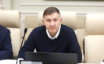 Круглый стол на тему «Права потребителей при оказании платных образовательных услуг»