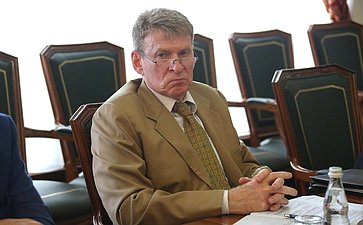 Константин Косачев провел встречу с Председателем Альтинга Республики Исландии