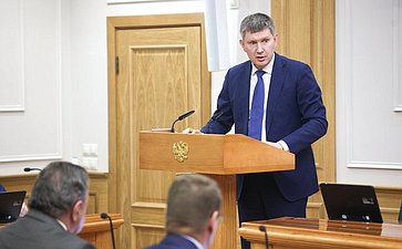 Встреча сенаторов Российской Федерации с Министром экономического развития РФ Максимом Решетниковым в формате «Открытого диалога»