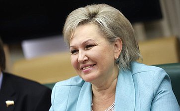 Елена Писарева