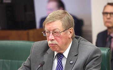 Круглый стол на тему «Пути решения ключевых стратегических задач по производству высоколокализованной конкурентоспособной продукции автомобильной отрасли»