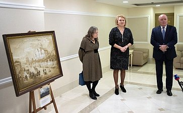 Открытие выставки художника и фотографа Н. Сазоновой «Москва сквозь века» в Совете Федерации