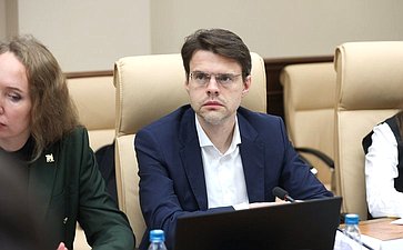 Круглый стол Комитета Совета Федерации по экономической политике «Извлечение полезных компонентов из отходов горнодобывающей промышленности: внедрение технологий и оценка потенциала»