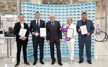 В рамках выездного заседания Комитета СФ по обороне и безопасности сенаторы посетили ряд социально значимых предприятий Свердловской области