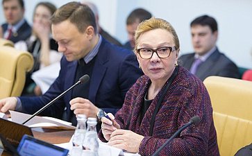 Л. Косткина Заседание Комитета Совета Федерации по науке, образованию и культуре