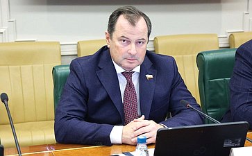 Юрий Федоров
