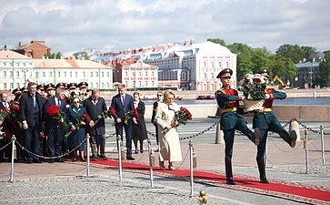 Валентина Матвиенко приняла участие в мероприятиях, посвященных Дню Санкт-Петербурга
