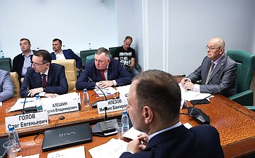 Совещание Комитета СФ по федеративному устройству, региональной политике, МСУ и делам Севера «Совершенствование системы саморегулирования в строительной отрасли»