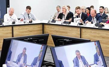 Совместное заседание российского и белорусского организационных комитетов по подготовке и проведению ХII Форума регионов России и Беларуси