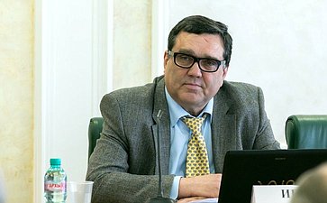 С. Иванов на заседании Комитета Совета Федерации по бюджету и финансовым рынкам