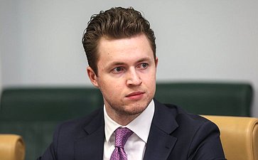 Круглый стол Комитета Совета Федерации по конституционному законодательству и государственному строительству на тему «Правовая помощь в Российской Федерации: развитие цифровых сервисов»