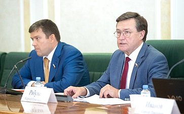 Н. Журавлев и С. Рябухин