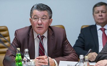 Комитет Совета Федерации по обороне и безопасности провел первое заседание в 2015 году Озеров