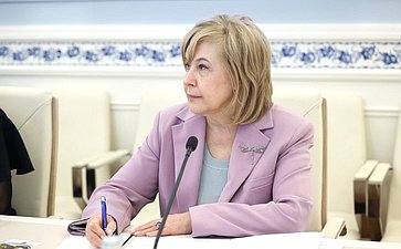 Встреча заместителя Председателя Совета Федерации Инны Святенко с директором Европейского регионального бюро Всемирной организации здравоохранения