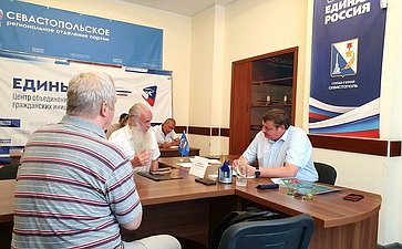 Сергей Колбин в рамках работы в регионе провел прием граждан по вопросам образования