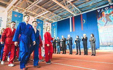 Лариса Круглова приняла участие в торжественном открытии Первенства России по универсальному бою