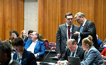 Сенаторы РФ приняли участие в заседании Постоянного комитета по вопросам демократии и прав человека Межпарламентского союза