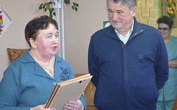 18-04 Воробьев центр Семья 1