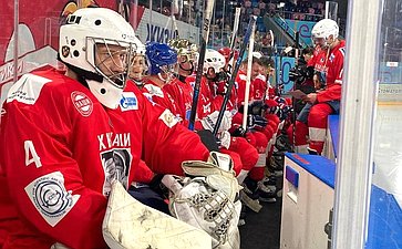 Александр Савин в регионе принял участие открытии хоккейного матча, посвященного 90-летию со дня рождения первого космонавта планеты Юрия Гагарина