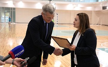 Сенаторы посетили Центр физкультурной и спортивной работы «Олимпия» Тюменского муниципального района