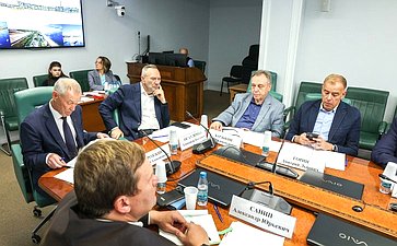 Круглый стол Комитета Совета Федерации по социальной политике совместно с Комитетом Совета Федерации по экономической политике «Создание в России федеральных круглогодичных курортов: реализация федерального проекта «Пять морей и озеро Байкал»»