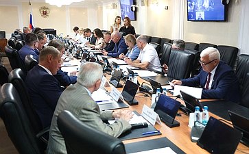 Круглый стол на тему «Качество и безопасность строительных материалов: защита прав потребителей в современных условиях»