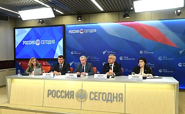 Пресс-конференция на тему «Борьба с коронавирусом в Китае: внутрироссийский и международный аспекты»