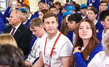 Председатель Совета Федерации Валентина Матвиенко встретилась с участниками культурно-образовательного проекта «Поезд Памяти»