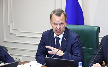 Андрей Яцкин