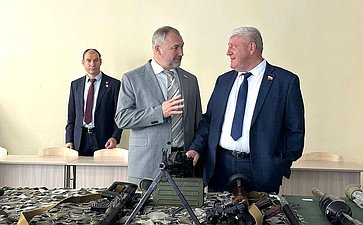 В рамках выездного заседания Комитета СФ по обороне и безопасности сенаторы посетили Центр военно-спортивной подготовки ВОИН