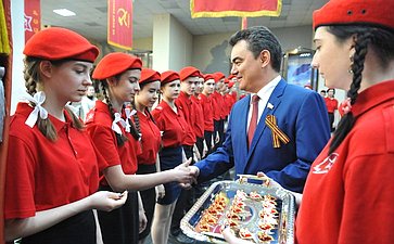Ирек Ялалов поздравил учащихся уфимской школы № 114 с вступлением в «Юнармию»