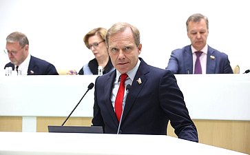 Андрей Кутепов