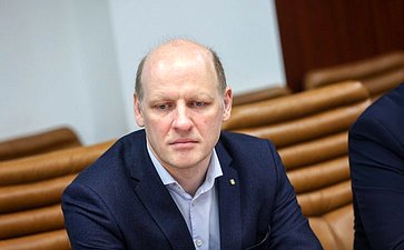 Заседание секции «Цифровая промышленность» Совета по развитию цифровой экономики при СФ «Распространение Российских цифровых платформ и продуктов»